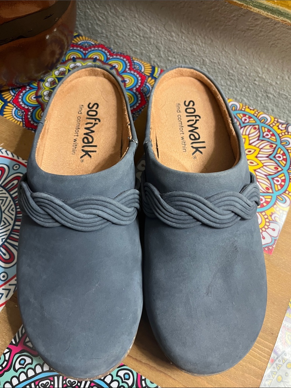 NEW SoftWalk Women's Slate Blue Braided-Trim Clogs Sz 7.0